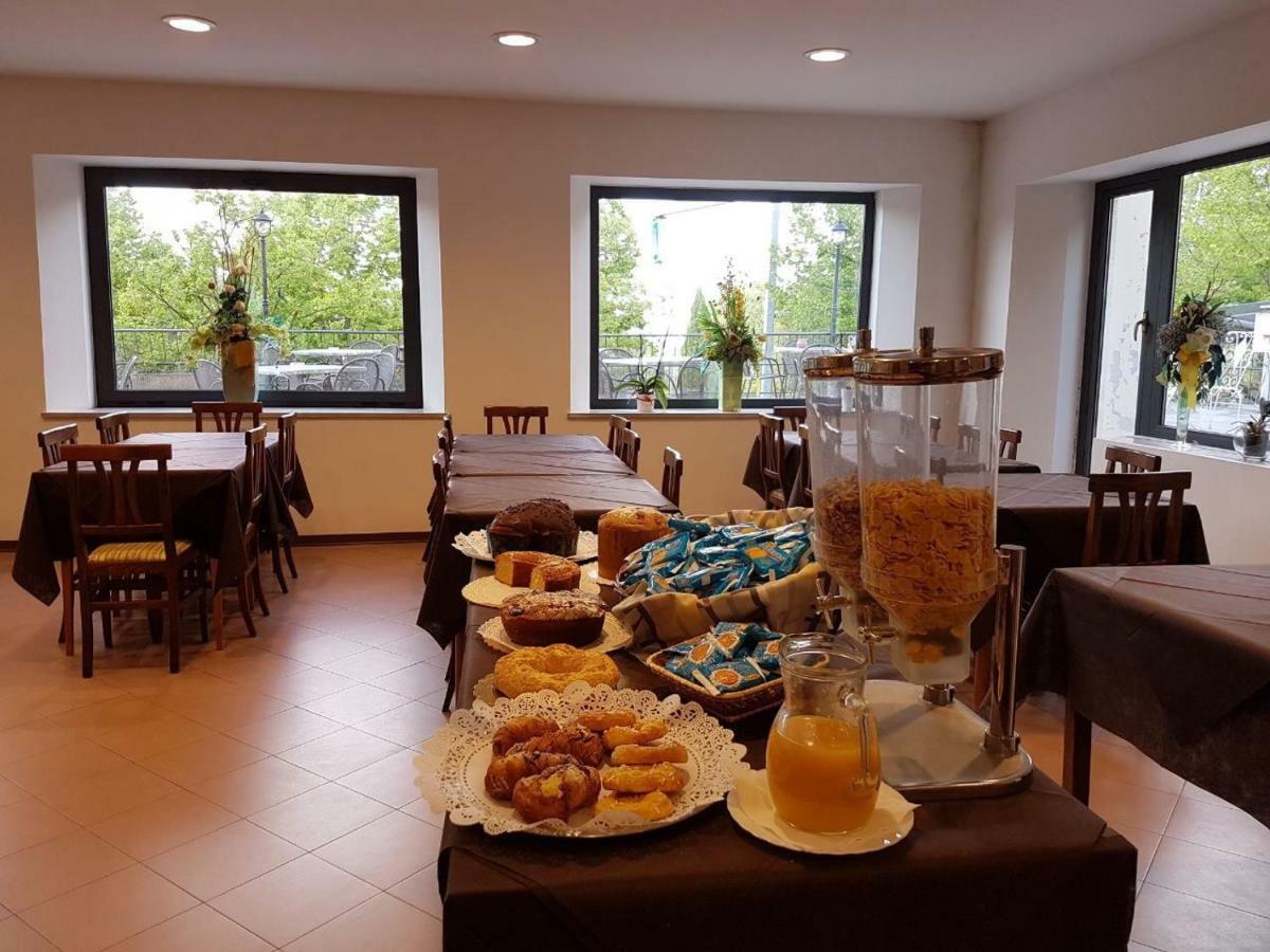 Hotel La Lucciola Chianciano Terme Dış mekan fotoğraf